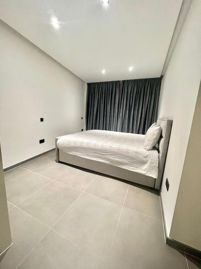 Luxury Brand New Apartment บรัสเซลส์ ภายนอก รูปภาพ