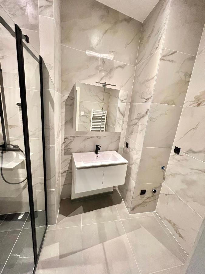 Luxury Brand New Apartment บรัสเซลส์ ภายนอก รูปภาพ